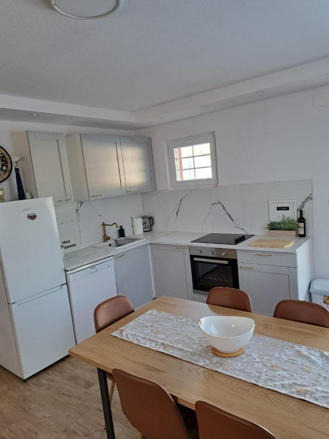 Villa Venkin Dvor Novalja Bagian luar foto